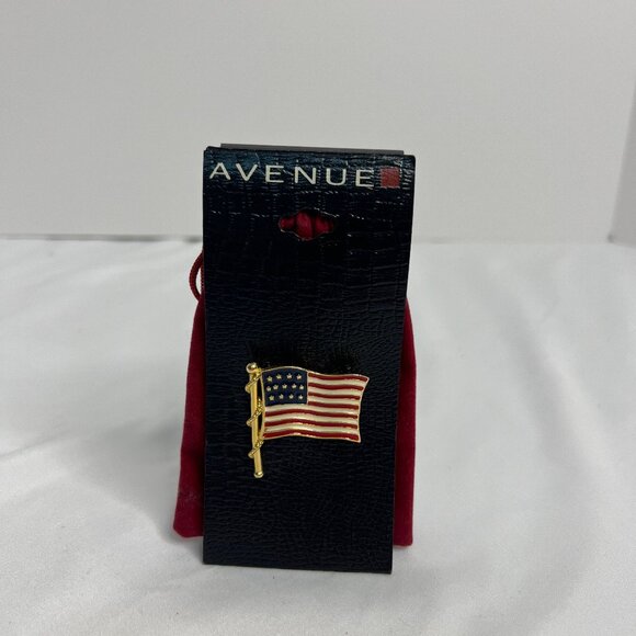 American Flag Lapel Pin Jewelry by Avenue - Brand New! - Picture 1 of 4
